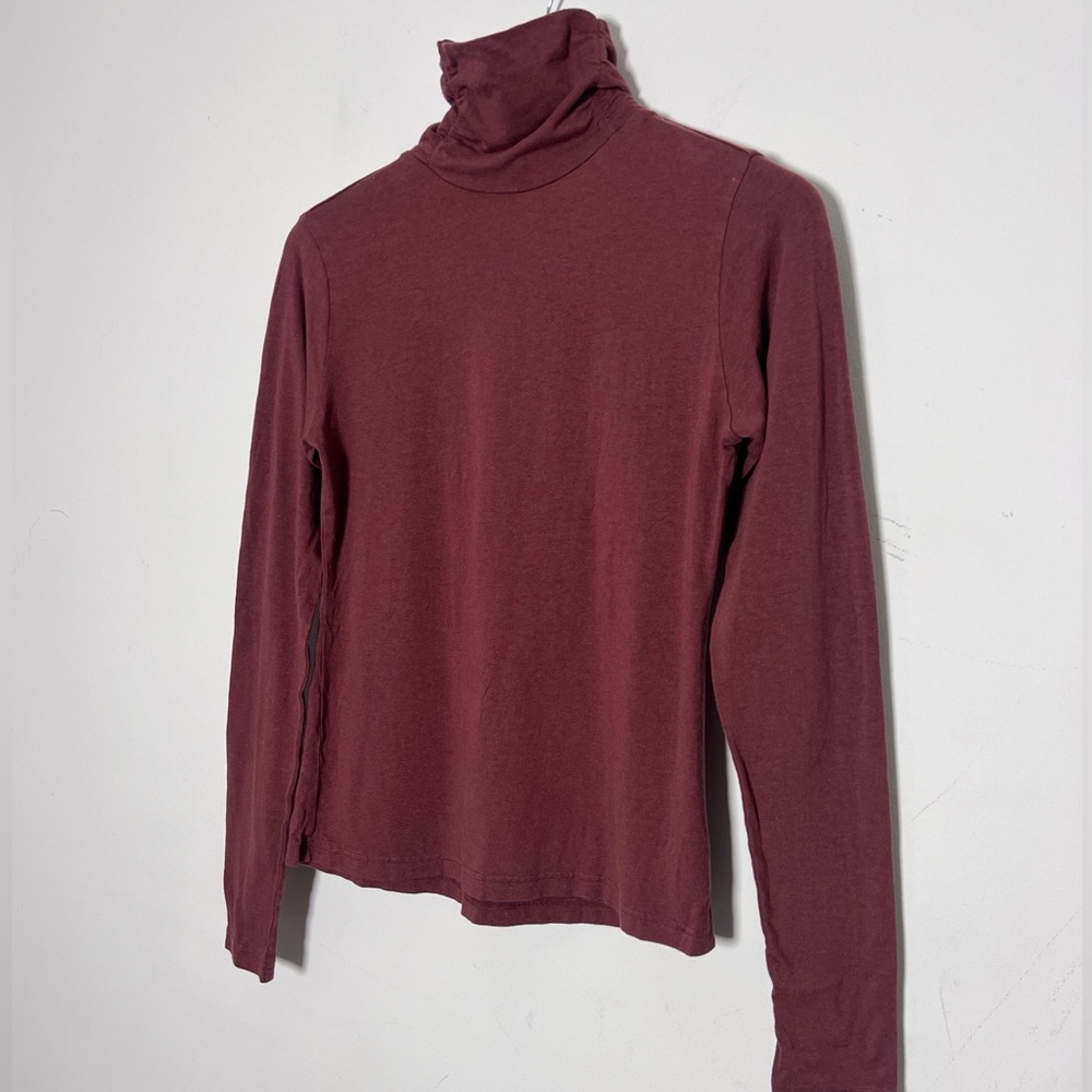 Icelandic Women’s Burgundy Turtleneck Bamboo Organic Cotton Top - Picture 2 of 5